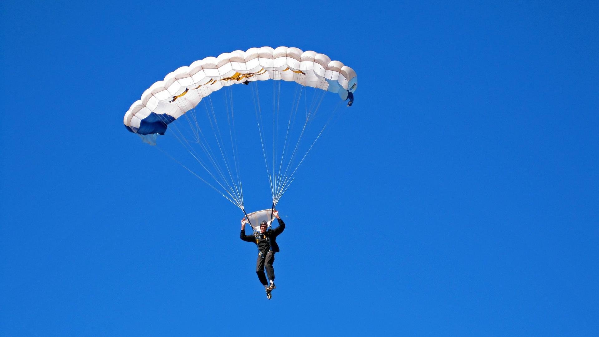 开云体育APP-中国篮球裁判员培训课程正式上线，推动裁判专业化，2020篮球裁判培训班